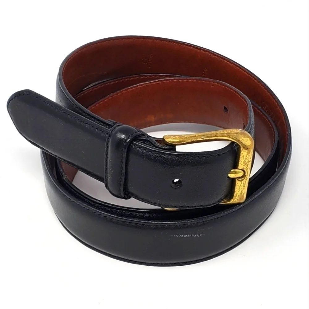 COACH BLACK LEATHER BELT GOLD BUCKLE MEN SIZE 40 CLASSIC MENSWEAR BUSINESS WORK